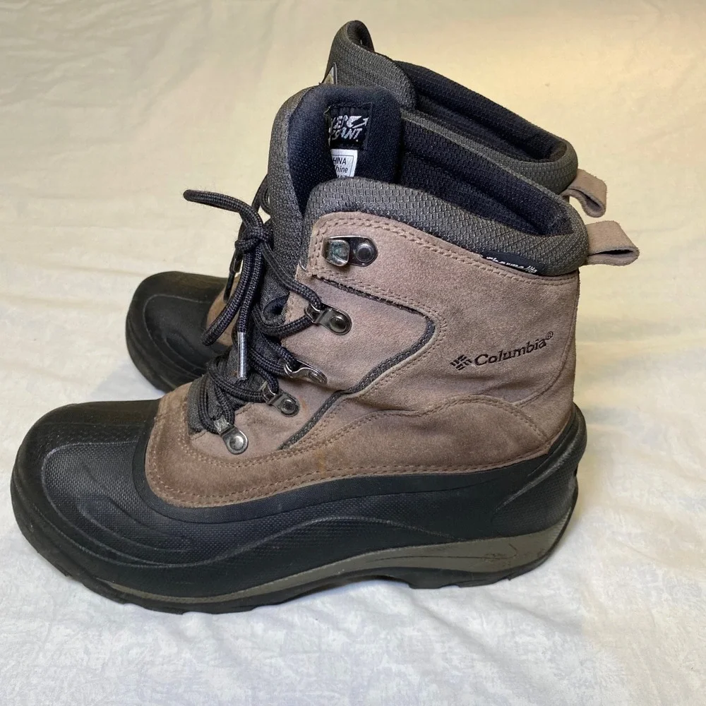 Columbia Cascadian Summit BM1168-255‎ Winter Boots Men's 9.5 Thermolite